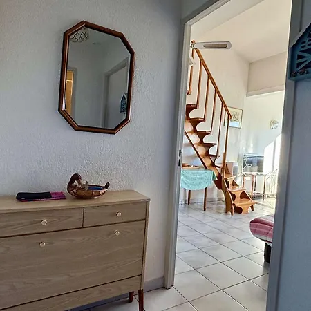 T2 Mezzanine Climatise Dans Avec Piscine -4 Couchages Ar580-350 Apartment *